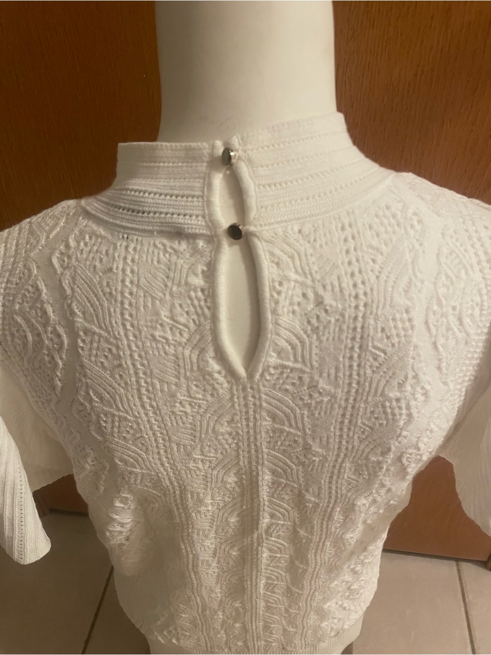 White House Black Market White Textured Knit Short-Sleeve Top, NWOT - Picture 6 of 10